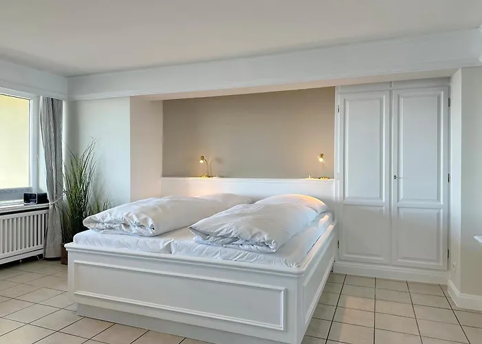 Metropol, Whg 8, Seeseite 1og *